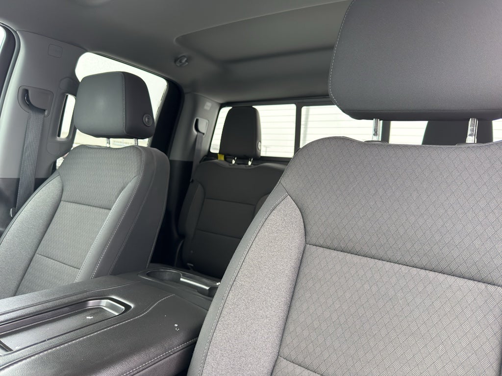 2020 Chevrolet Silverado 1500 Double Cab Standard Box 4-Wheel Drive RST