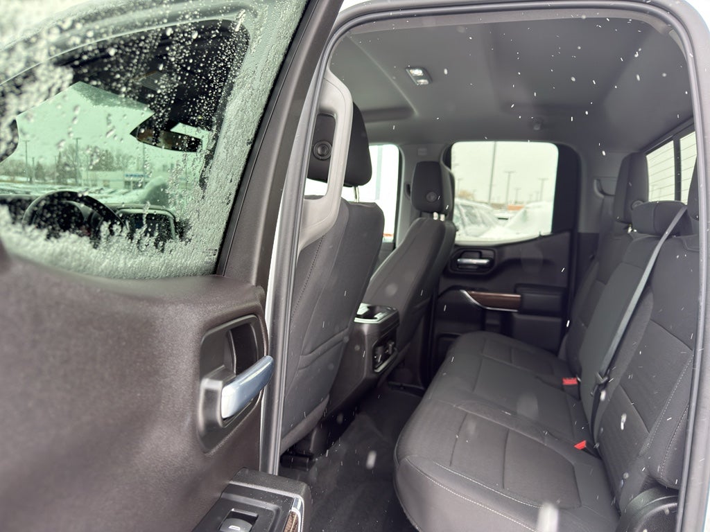 2020 Chevrolet Silverado 1500 Double Cab Standard Box 4-Wheel Drive RST