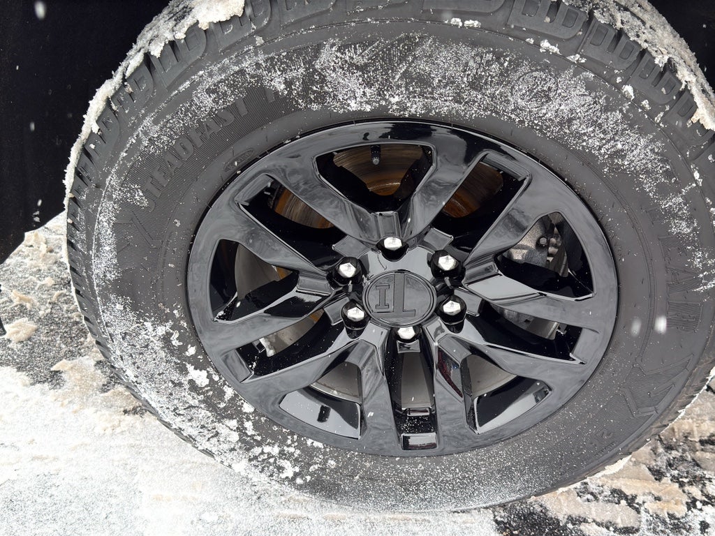 2020 Chevrolet Silverado 1500 Double Cab Standard Box 4-Wheel Drive RST