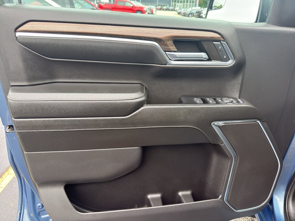2024 Chevrolet Silverado 1500 Crew Cab Standard Box 4-Wheel Drive LT