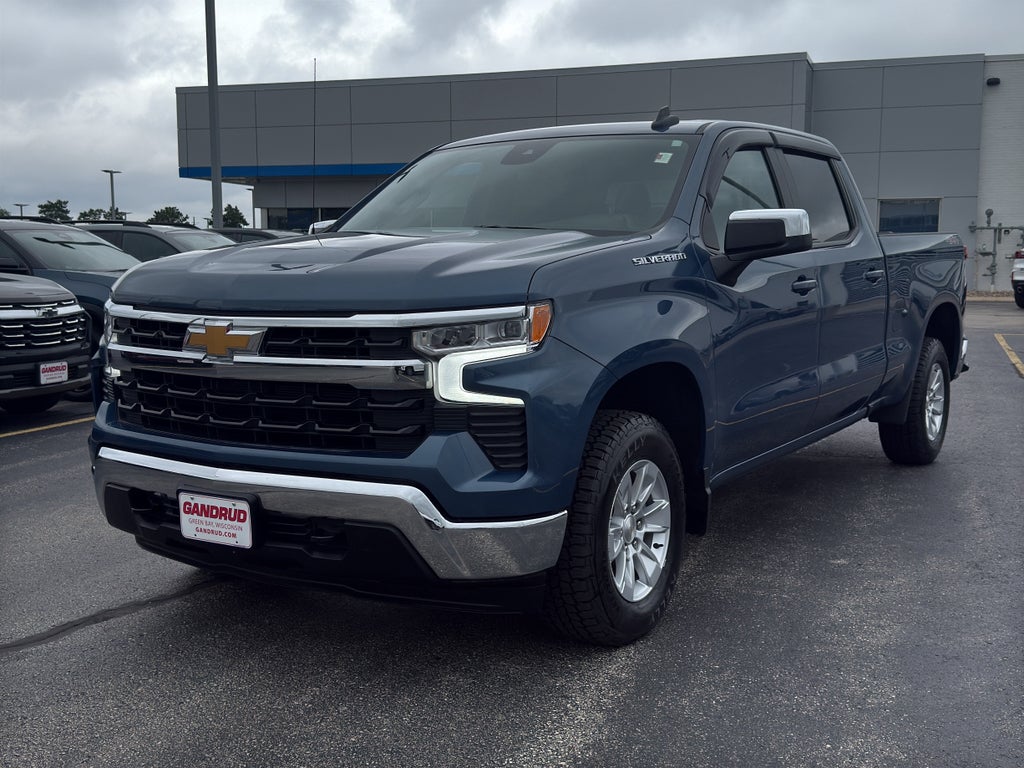 2024 Chevrolet Silverado 1500 Crew Cab Standard Box 4-Wheel Drive LT