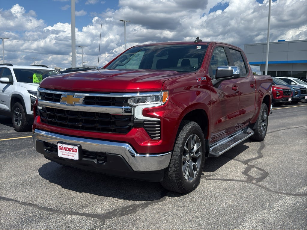 2023 Chevrolet Silverado 1500 Crew Cab Short Box 4-Wheel Drive LT 1LT