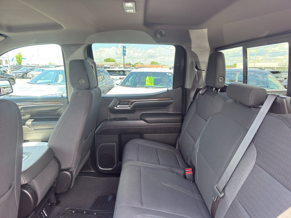 2023 Chevrolet Silverado 1500 Crew Cab Short Box 4-Wheel Drive LT 1LT
