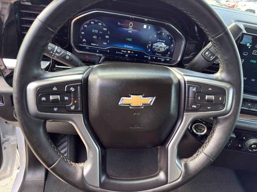 2023 Chevrolet Silverado 1500 Crew Cab Short Box 4-Wheel Drive LT 1LT