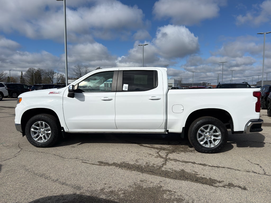2023 Chevrolet Silverado 1500 Crew Cab Short Box 4-Wheel Drive LT 1LT