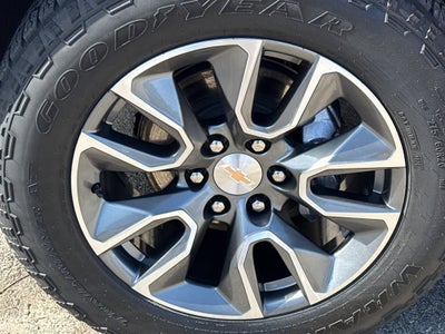 2024 Chevrolet Silverado 1500 Crew Cab Short Box 4-Wheel Drive LT 1LT