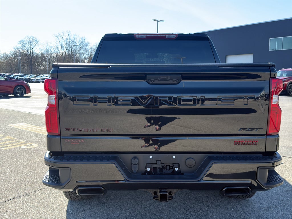 2023 Chevrolet Silverado 1500 Crew Cab Short Box 4-Wheel Drive RST