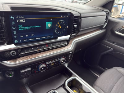 2023 Chevrolet Silverado 1500 Crew Cab Short Box 4-Wheel Drive RST