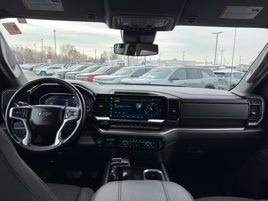 2023 Chevrolet Silverado 1500 Crew Cab Short Box 4-Wheel Drive RST