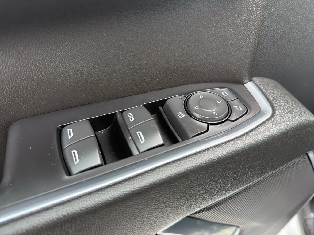 2022 Chevrolet Silverado 1500 Crew Cab Short Box 4-Wheel Drive RST