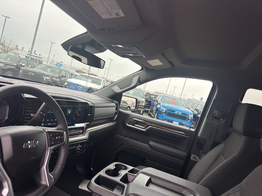 2024 Chevrolet Silverado 1500 Crew Cab Short Box 4-Wheel Drive RST