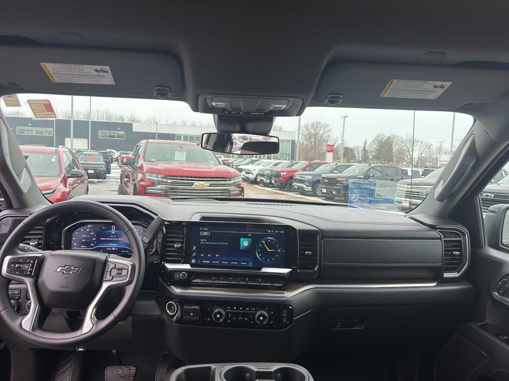 2024 Chevrolet Silverado 1500 Crew Cab Short Box 4-Wheel Drive RST