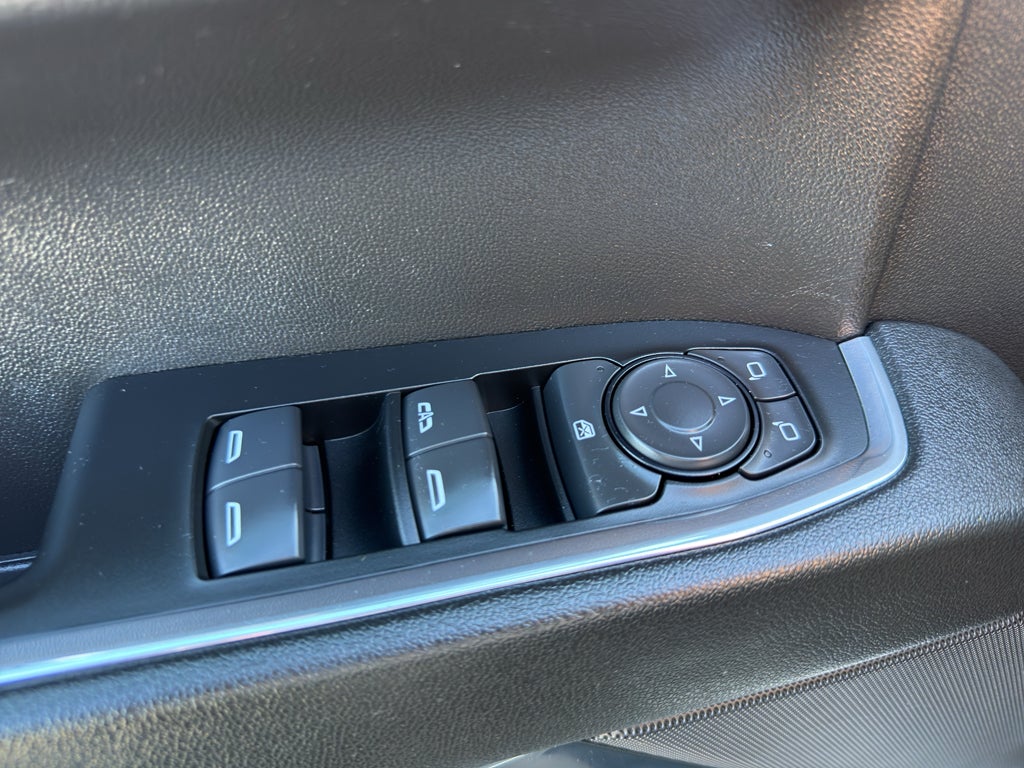 2024 Chevrolet Silverado 1500 Crew Cab Standard Box 4-Wheel Drive RST