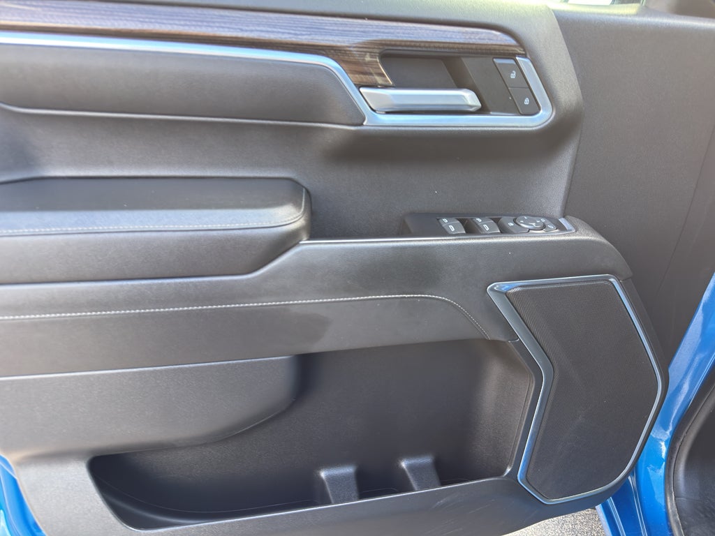 2022 Chevrolet Silverado 1500 Crew Cab Short Box 4-Wheel Drive RST