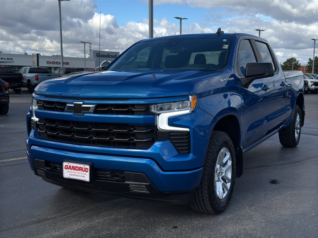 2022 Chevrolet Silverado 1500 Crew Cab Short Box 4-Wheel Drive RST