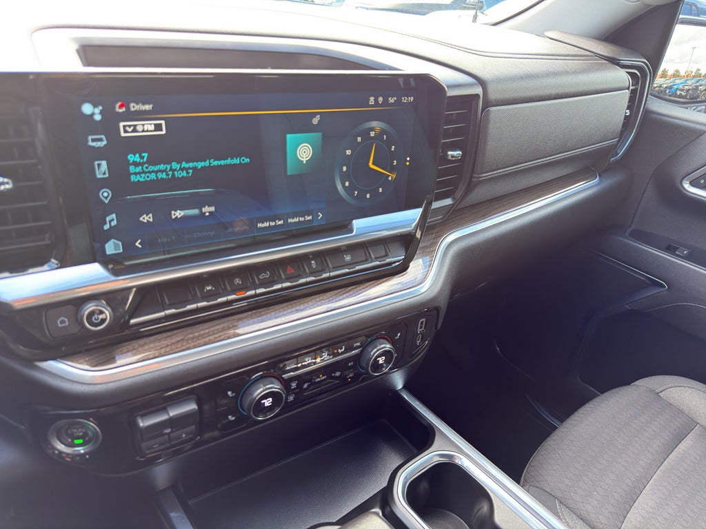 2022 Chevrolet Silverado 1500 Crew Cab Short Box 4-Wheel Drive RST