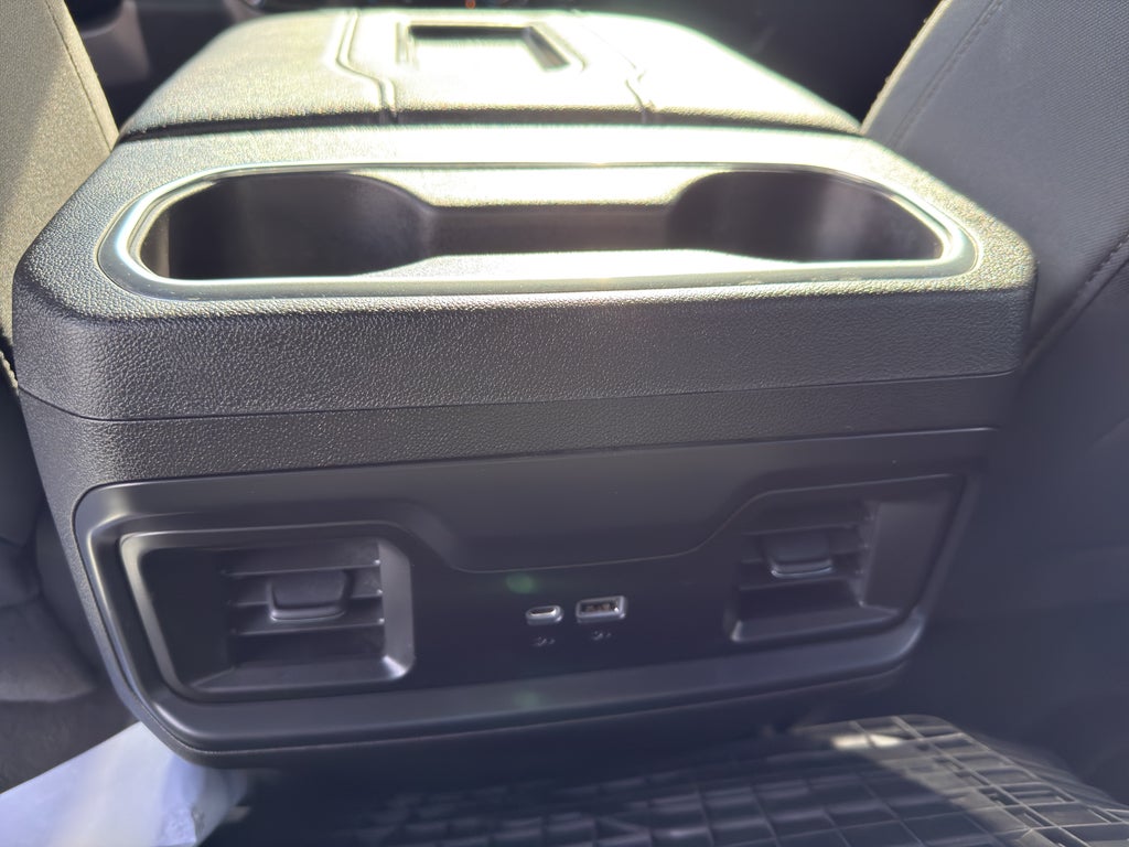 2022 Chevrolet Silverado 1500 Crew Cab Short Box 4-Wheel Drive RST