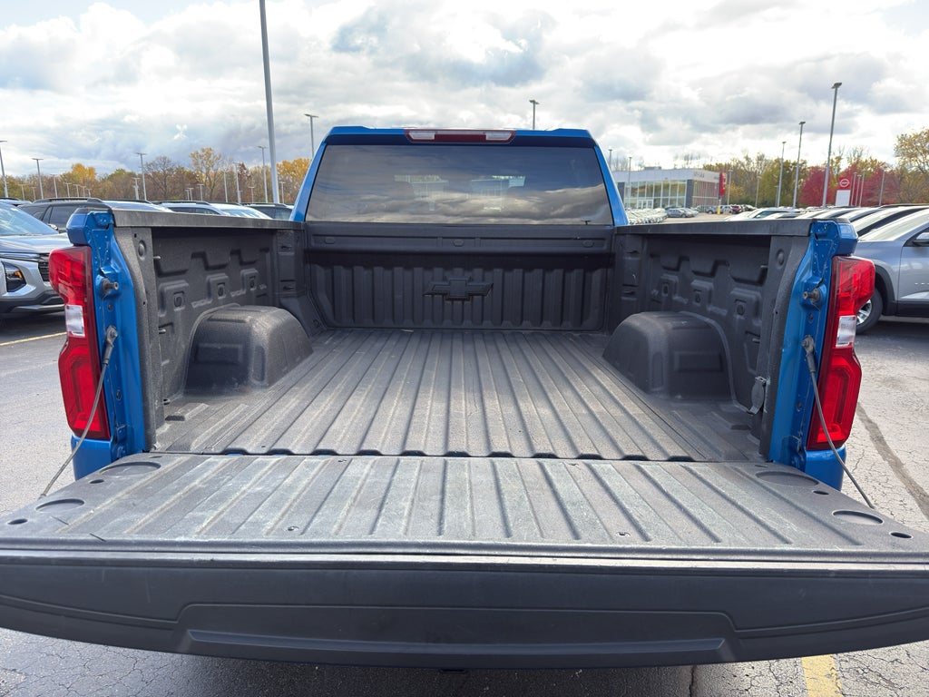 2022 Chevrolet Silverado 1500 Crew Cab Short Box 4-Wheel Drive RST