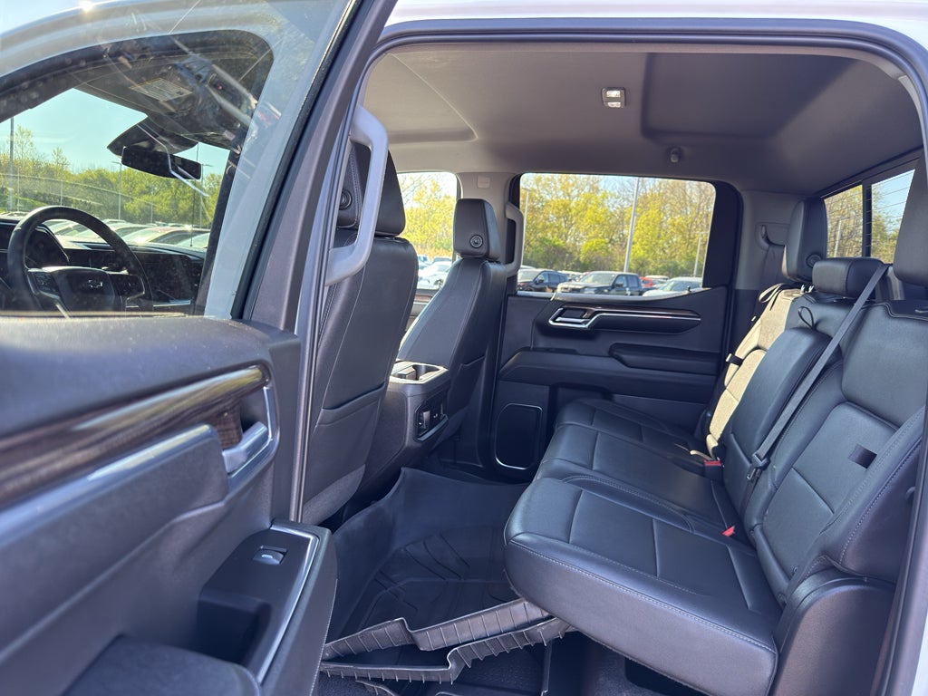 2023 Chevrolet Silverado 1500 Crew Cab Short Box 4-Wheel Drive RST