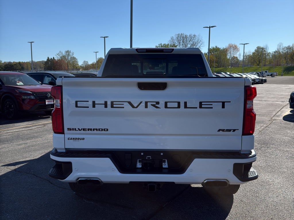 2023 Chevrolet Silverado 1500 Crew Cab Short Box 4-Wheel Drive RST