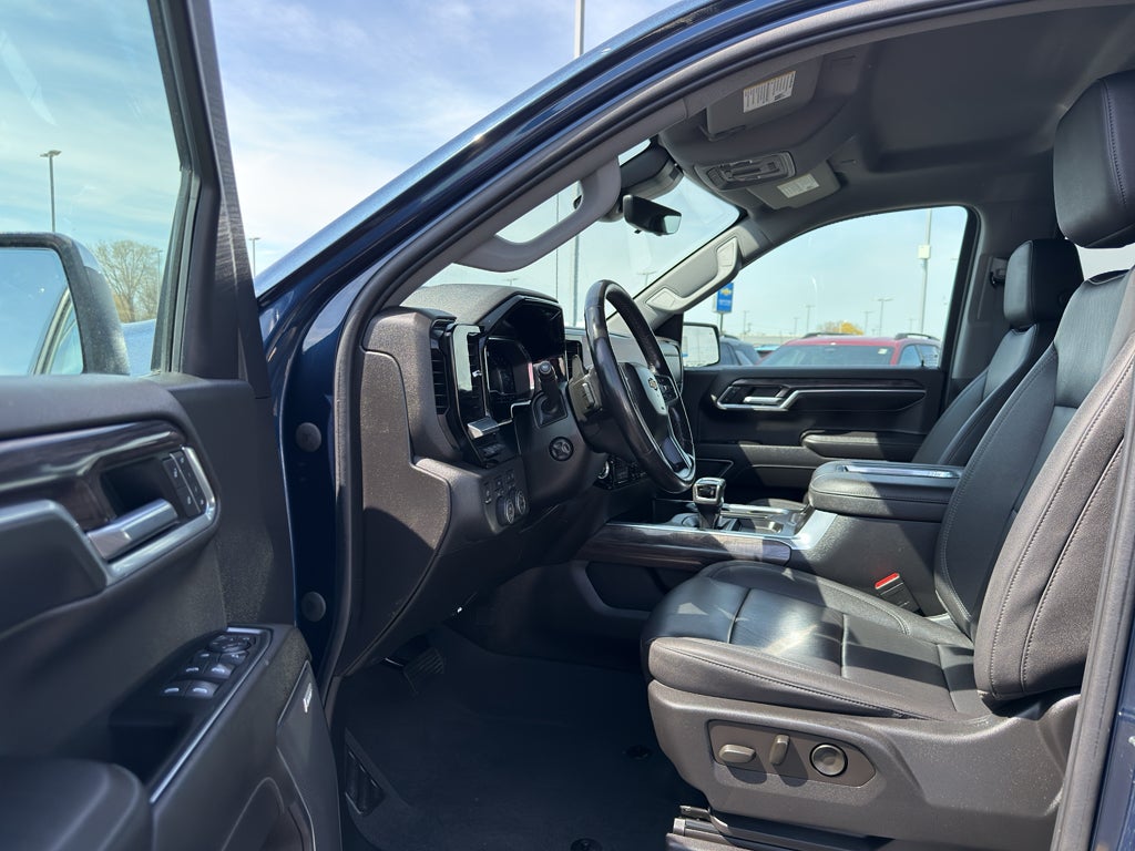 2022 Chevrolet Silverado 1500 Crew Cab Short Box 4-Wheel Drive LTZ