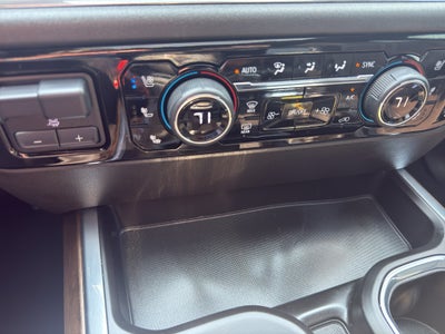 2024 Chevrolet Silverado 1500 Crew Cab Short Box 4-Wheel Drive High Country