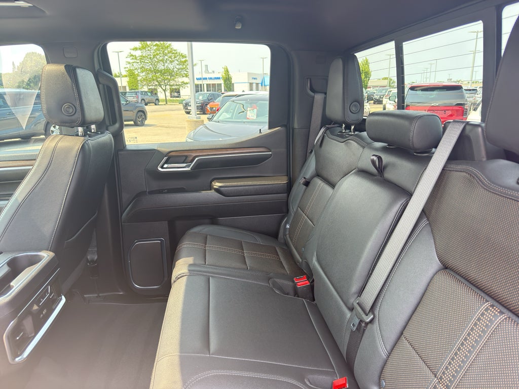 2024 Chevrolet Silverado 1500 Crew Cab Short Box 4-Wheel Drive High Country