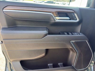 2025 Chevrolet Silverado 1500 Crew Cab Short Box 4-Wheel Drive LT 1LT