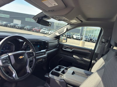 2025 Chevrolet Silverado 1500 Crew Cab Short Box 4-Wheel Drive LT 1LT