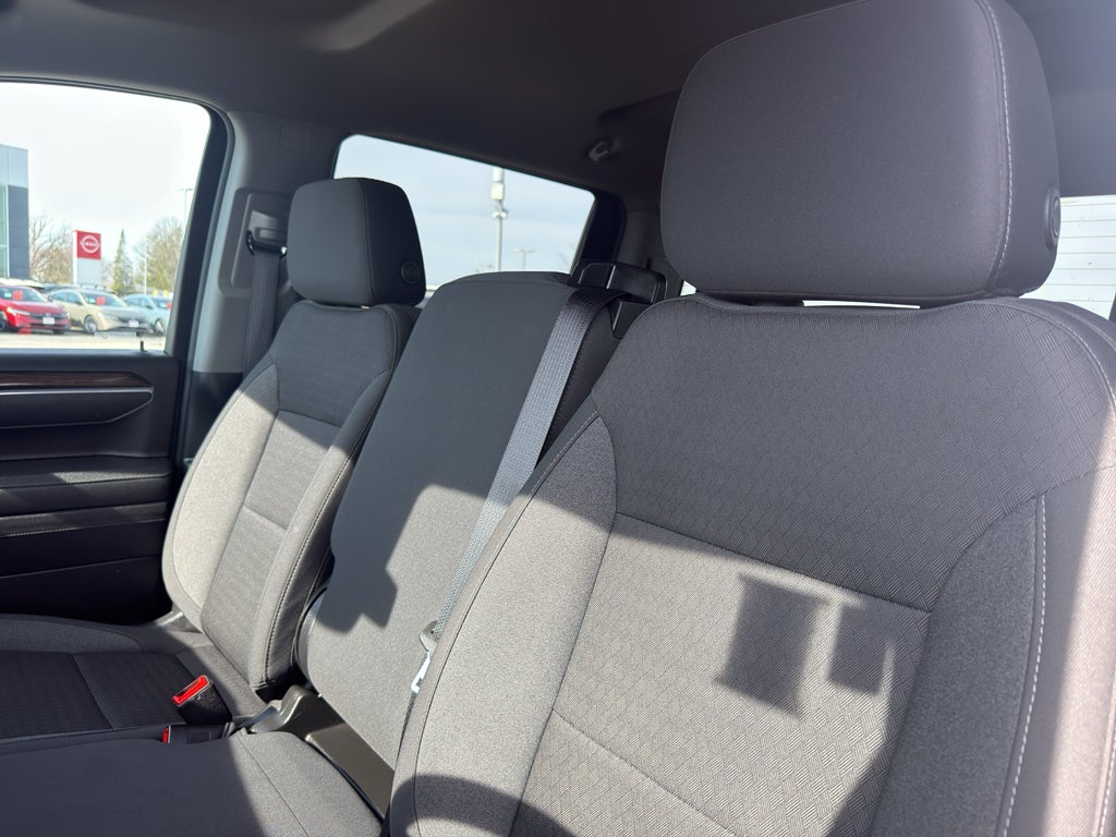 2025 Chevrolet Silverado 1500 Crew Cab Standard Box 4-Wheel Drive LT