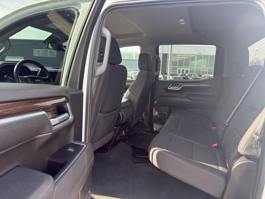 2025 Chevrolet Silverado 1500 Crew Cab Standard Box 4-Wheel Drive LT