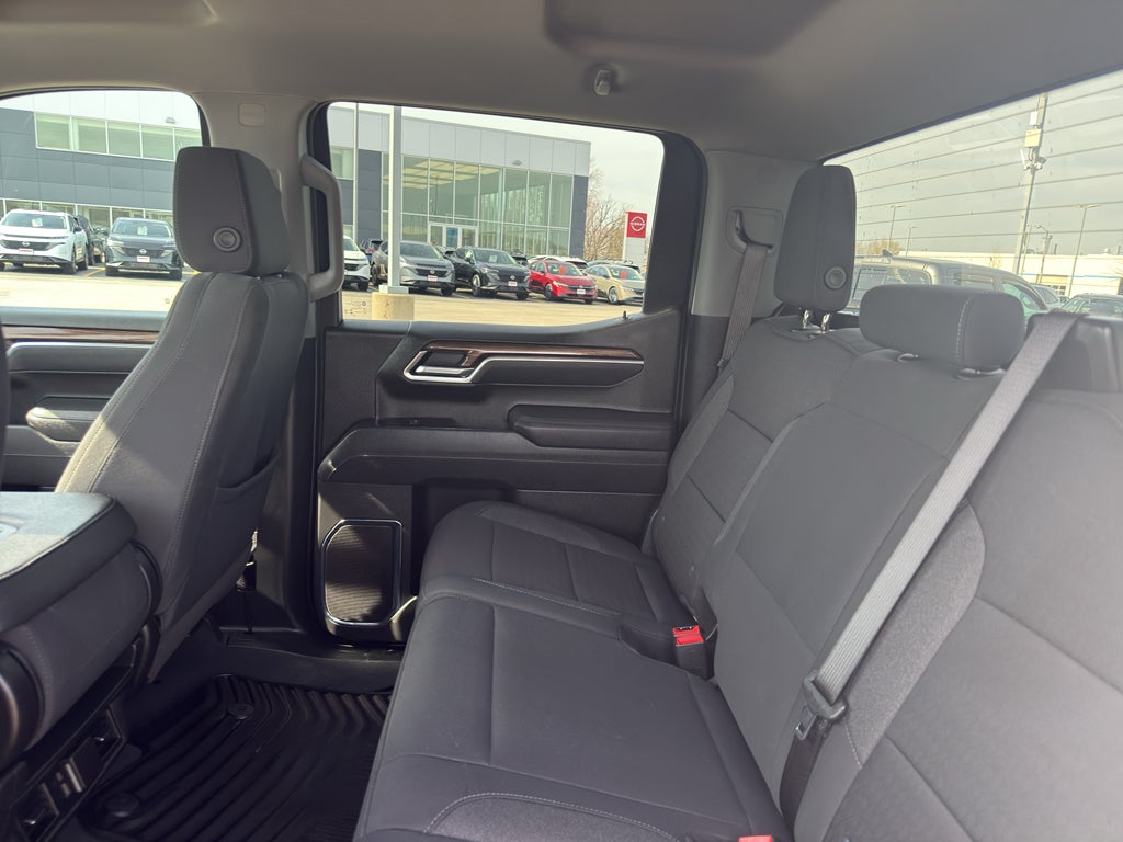 2025 Chevrolet Silverado 1500 Crew Cab Standard Box 4-Wheel Drive LT