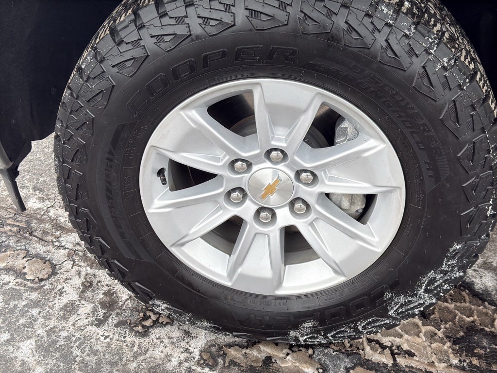 2025 Chevrolet Silverado 1500 Crew Cab Short Box 4-Wheel Drive LT 1LT