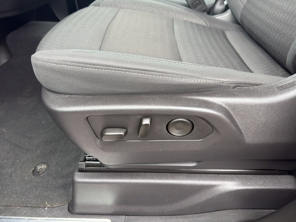 2025 Chevrolet Silverado 1500 Crew Cab Short Box 4-Wheel Drive LT 1LT