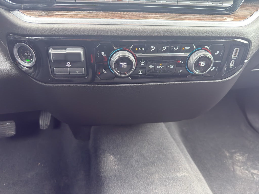 2025 Chevrolet Silverado 1500 Crew Cab Short Box 4-Wheel Drive LT 1LT