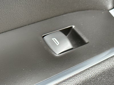 2025 Chevrolet Silverado 1500 Crew Cab Short Box 4-Wheel Drive LT 1LT