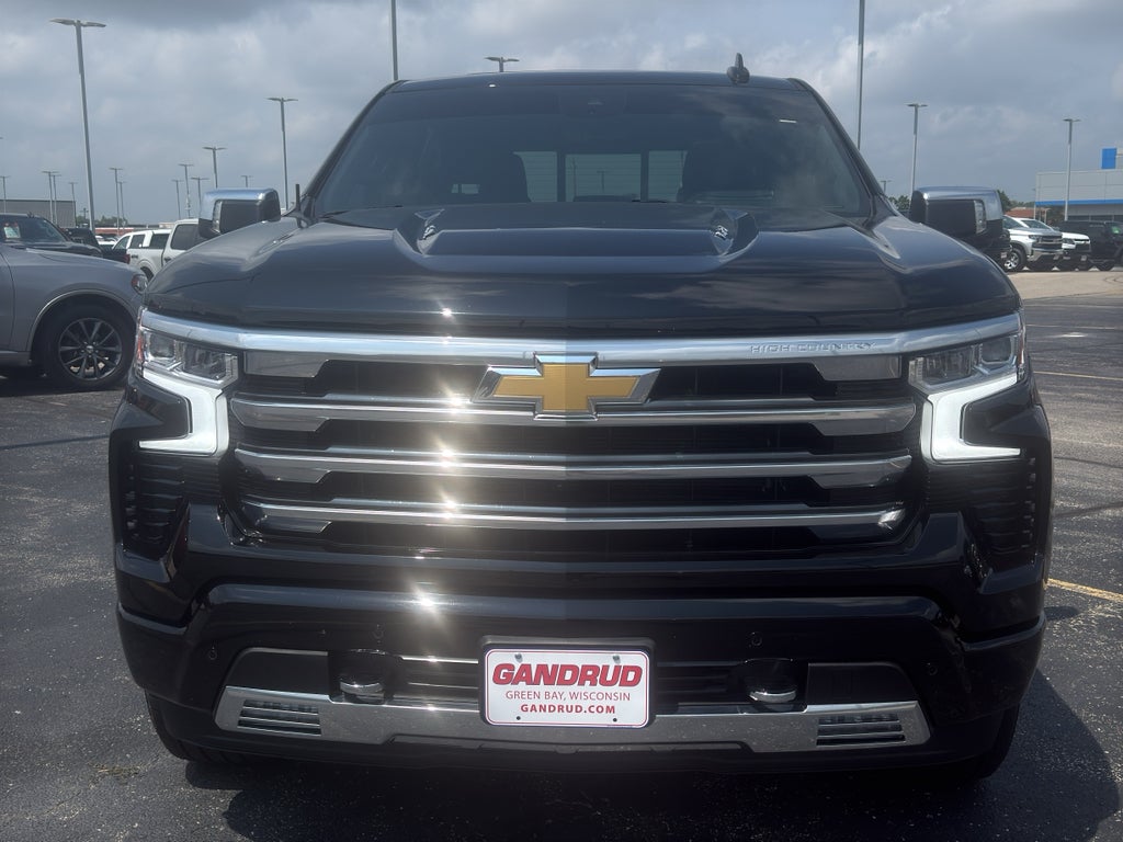 2025 Chevrolet Silverado 1500 Crew Cab Short Box 4-Wheel Drive High Country