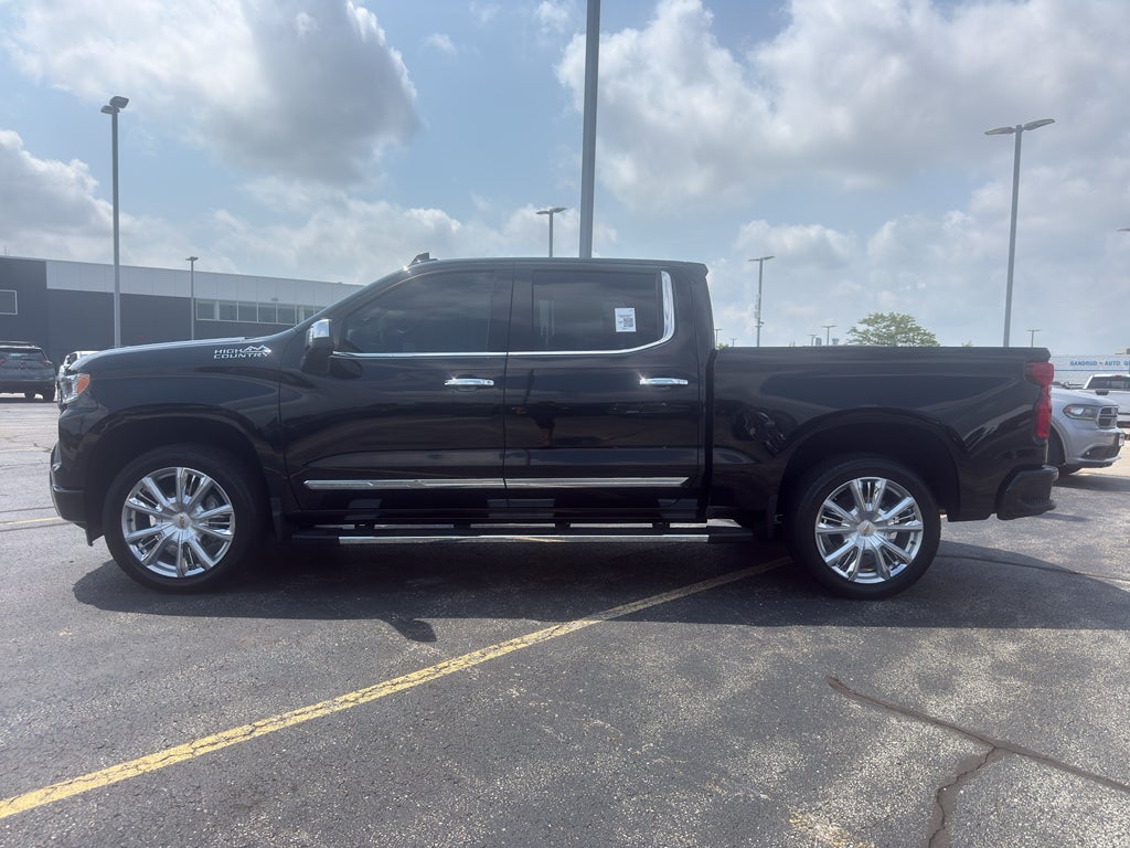 2025 Chevrolet Silverado 1500 Crew Cab Short Box 4-Wheel Drive High Country