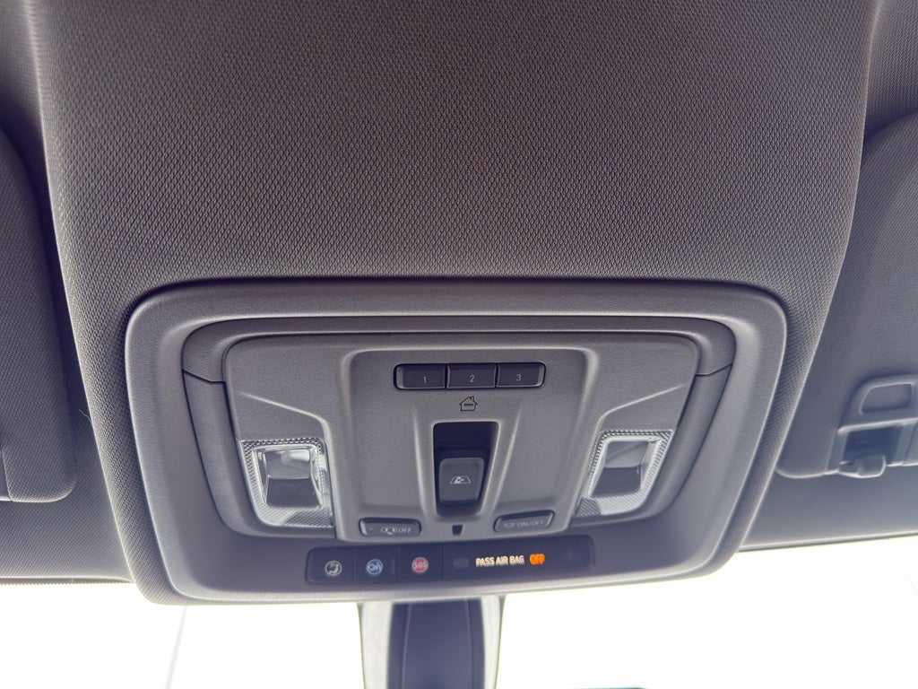 2022 Chevrolet Silverado 1500 LTD Crew Cab Short Box 4-Wheel Drive LT 1LT