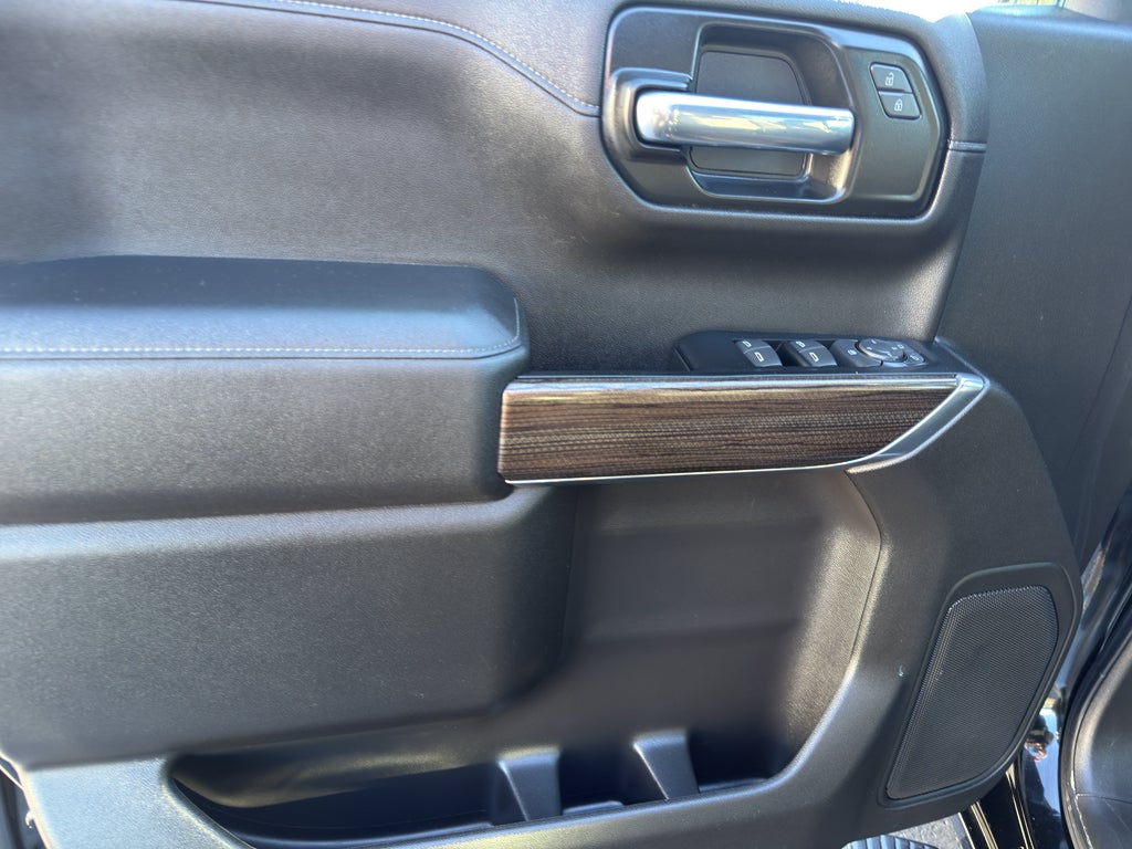 2022 Chevrolet Silverado 1500 LTD Crew Cab Short Box 4-Wheel Drive RST