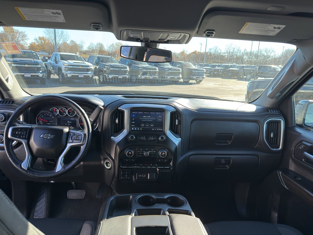 2022 Chevrolet Silverado 1500 LTD Crew Cab Short Box 4-Wheel Drive RST