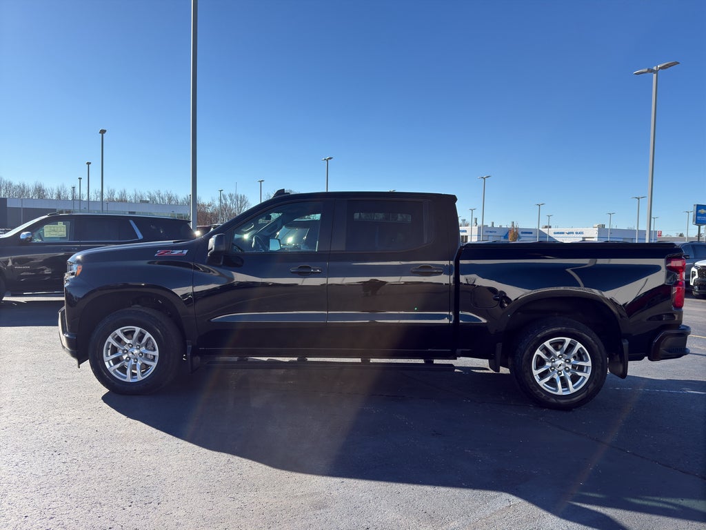 2022 Chevrolet Silverado 1500 LTD Crew Cab Short Box 4-Wheel Drive RST