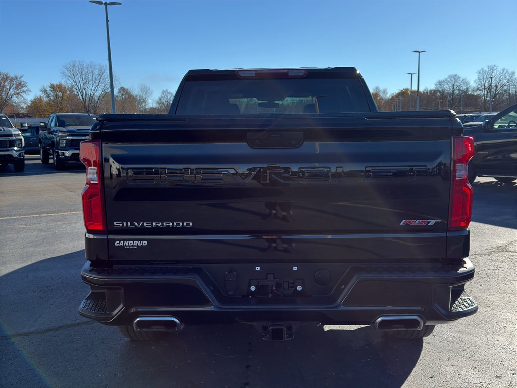 2022 Chevrolet Silverado 1500 LTD Crew Cab Short Box 4-Wheel Drive RST