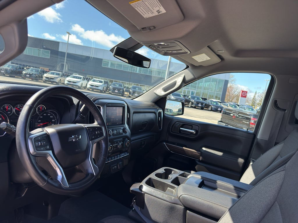 2022 Chevrolet Silverado 1500 LTD Crew Cab Standard Box 4-Wheel Drive RST