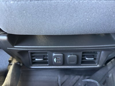 2022 Chevrolet Silverado 1500 LTD Crew Cab Standard Box 4-Wheel Drive RST
