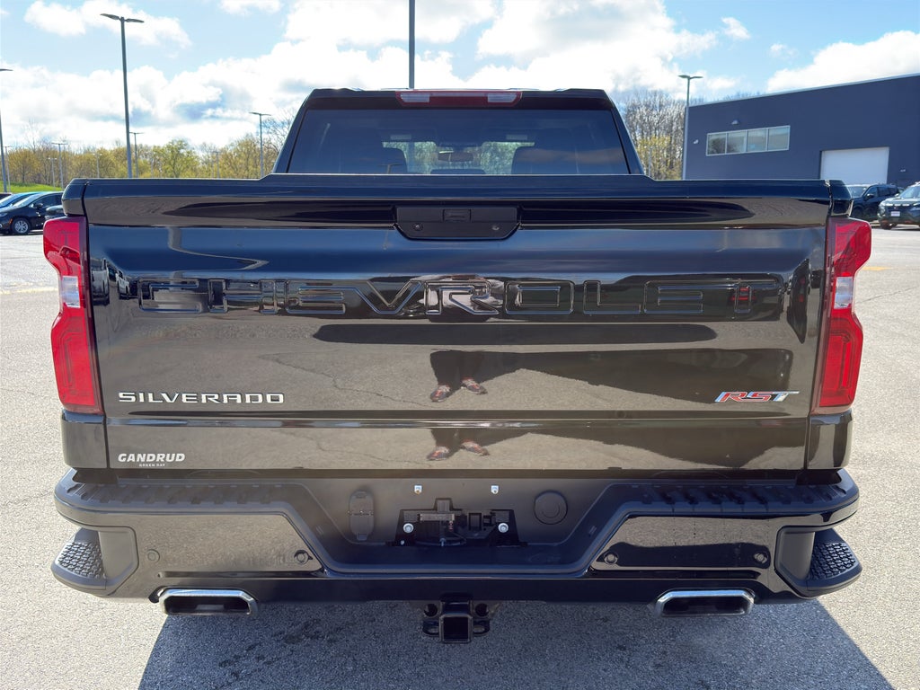 2022 Chevrolet Silverado 1500 LTD Crew Cab Standard Box 4-Wheel Drive RST