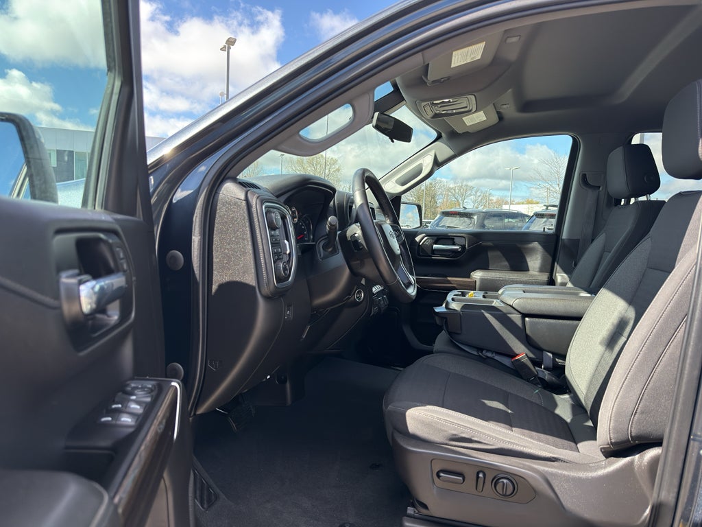 2021 Chevrolet Silverado 1500 Crew Cab Short Box 4-Wheel Drive RST