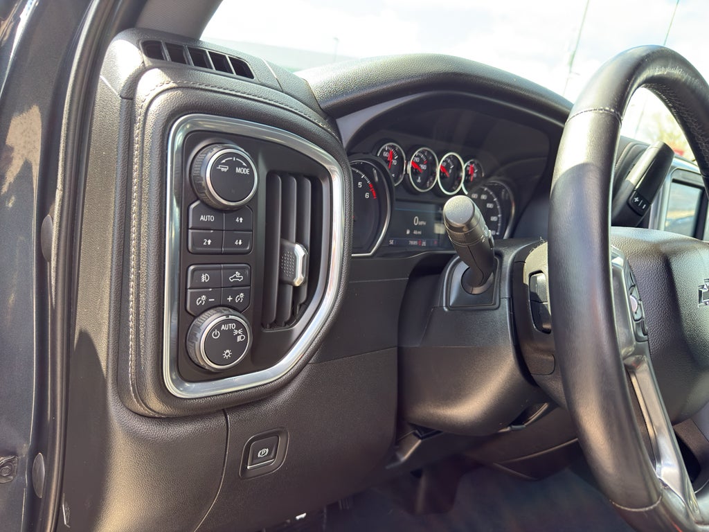 2021 Chevrolet Silverado 1500 Crew Cab Short Box 4-Wheel Drive RST