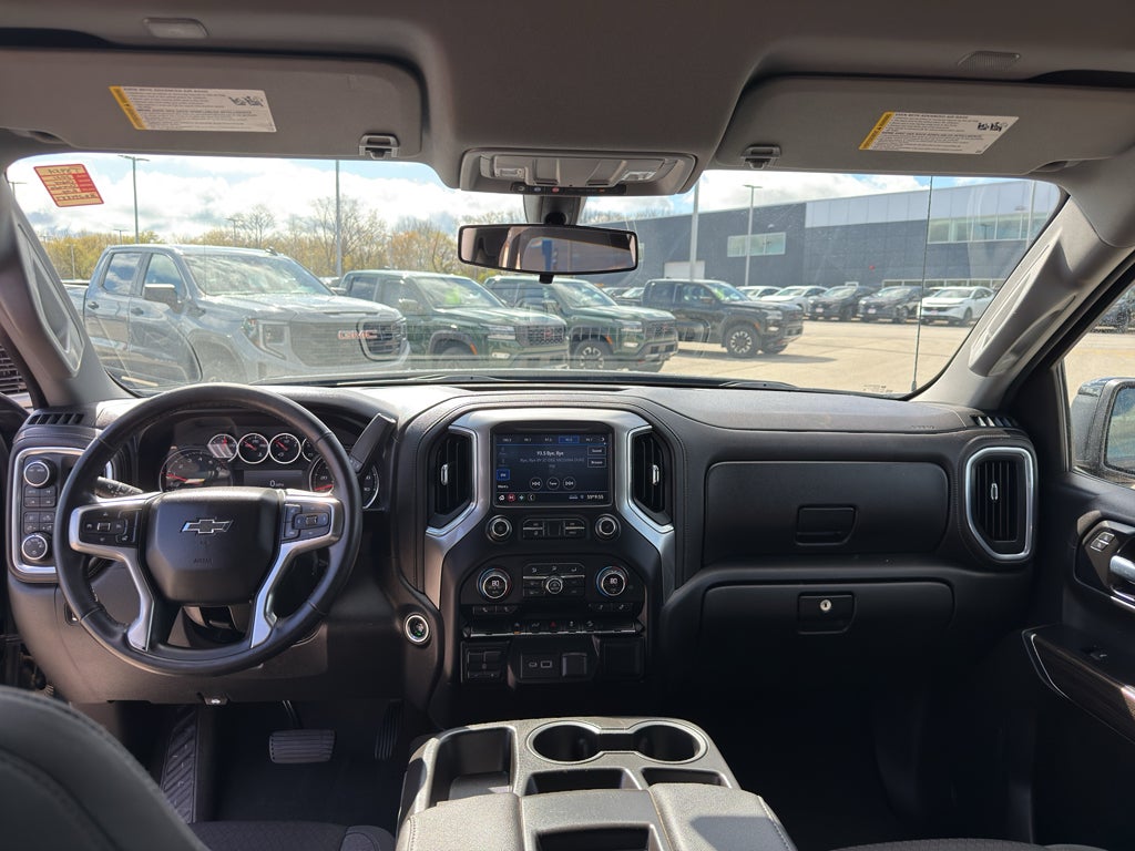 2021 Chevrolet Silverado 1500 Crew Cab Short Box 4-Wheel Drive RST