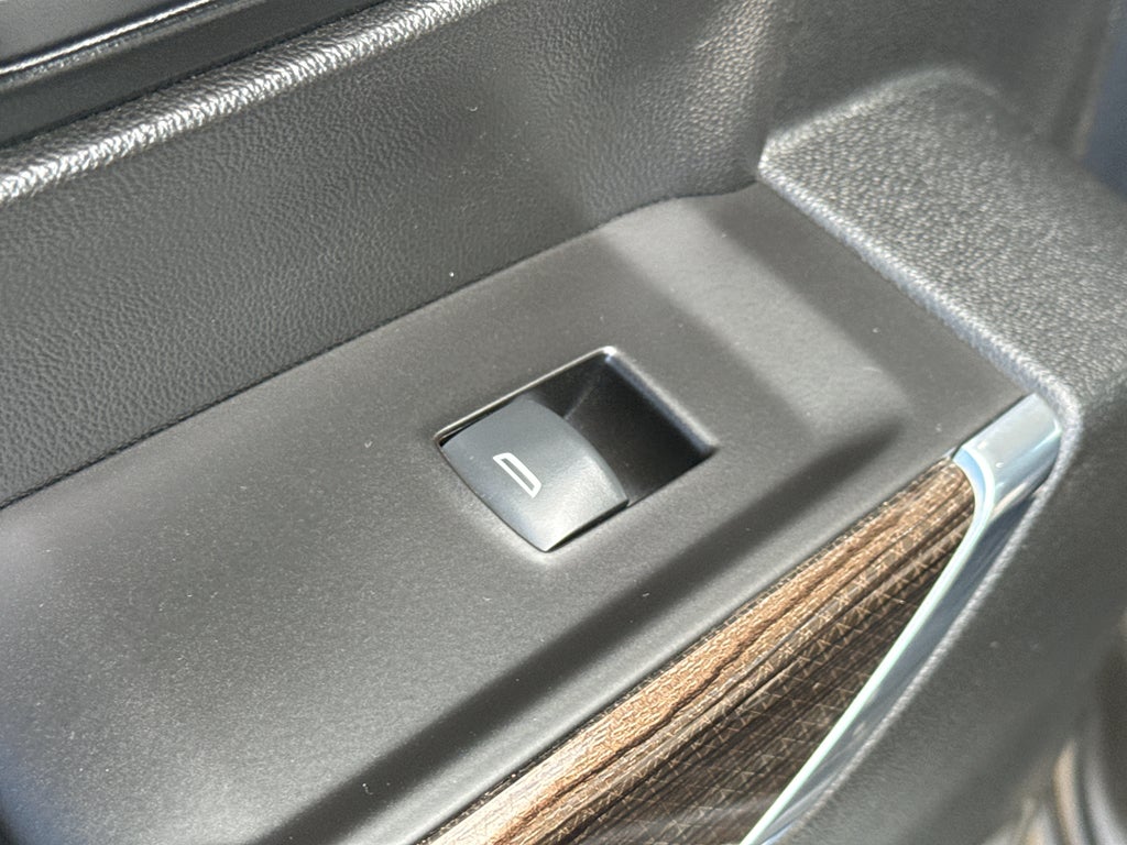 2021 Chevrolet Silverado 1500 Crew Cab Short Box 4-Wheel Drive RST